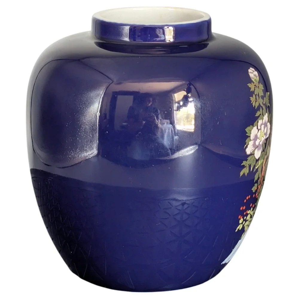 N/A striking cobalt